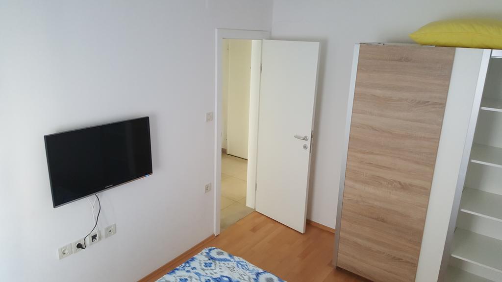 Apartments Vedran Punat Exterior foto